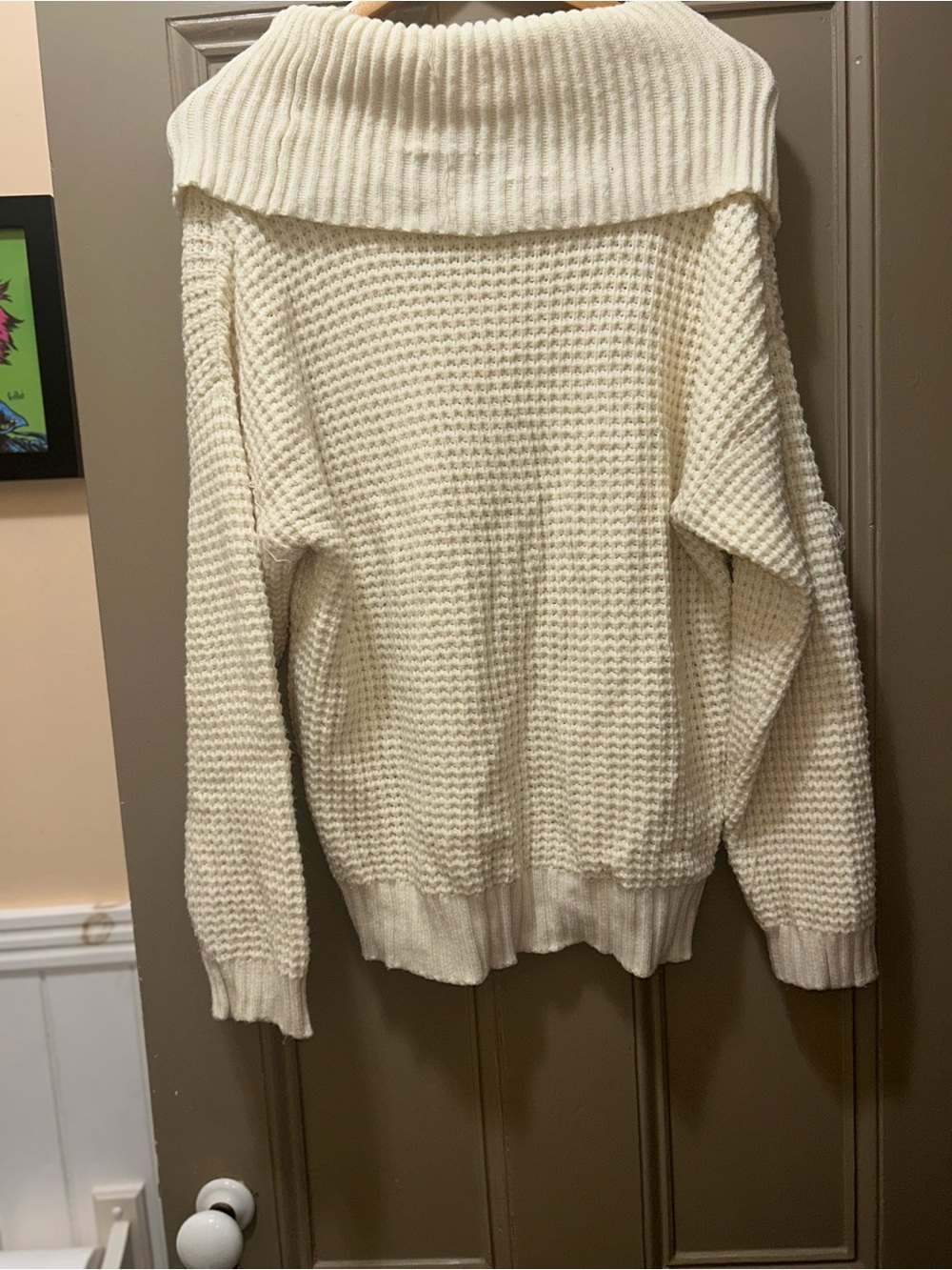 Modcloth Cream Off-Shoulder Waffle Knit Cowl Sweater size large - Picture 14 of 15